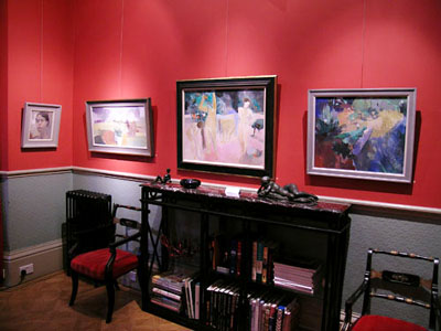 Red Gallery view 1